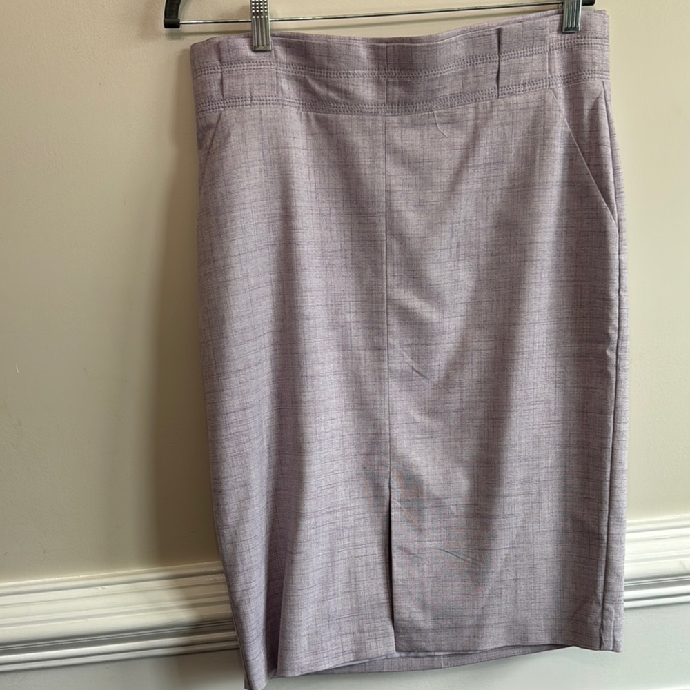 Ann Taylor Gray Knee-Length Pencil Skirt